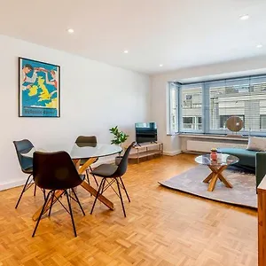 Fantastically Located Modern With Garage Available Appartement Oostende