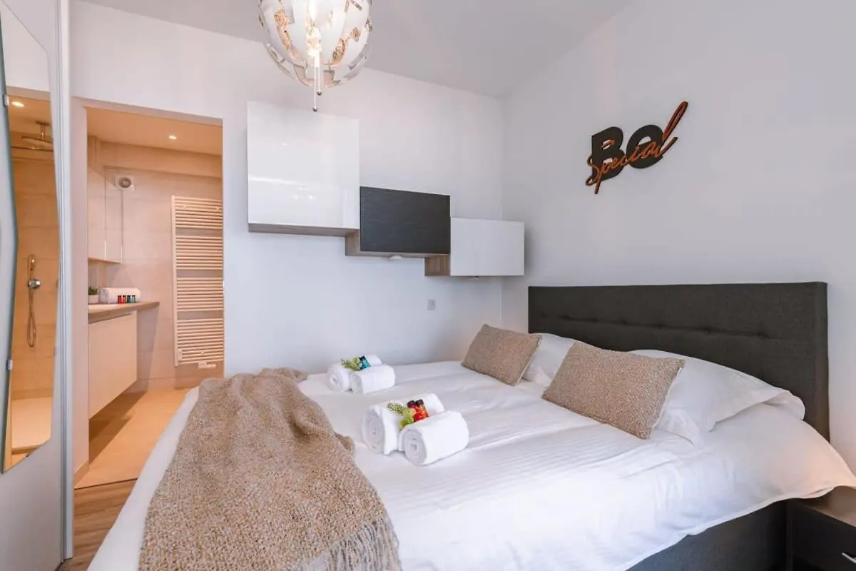 Huswell - Brand New Apartment With A View Ostende